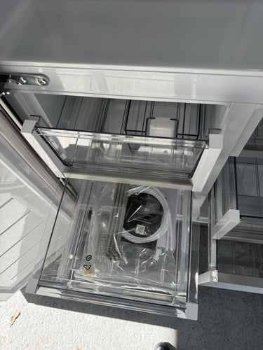 Factory second Fisher & Paykel 538L Quad Door Frost Free Refrigerator Stainless Steel Model: RF605QDUVX2 - Second Hand Appliances Geebung